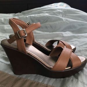 Montego Bay Brown wedges